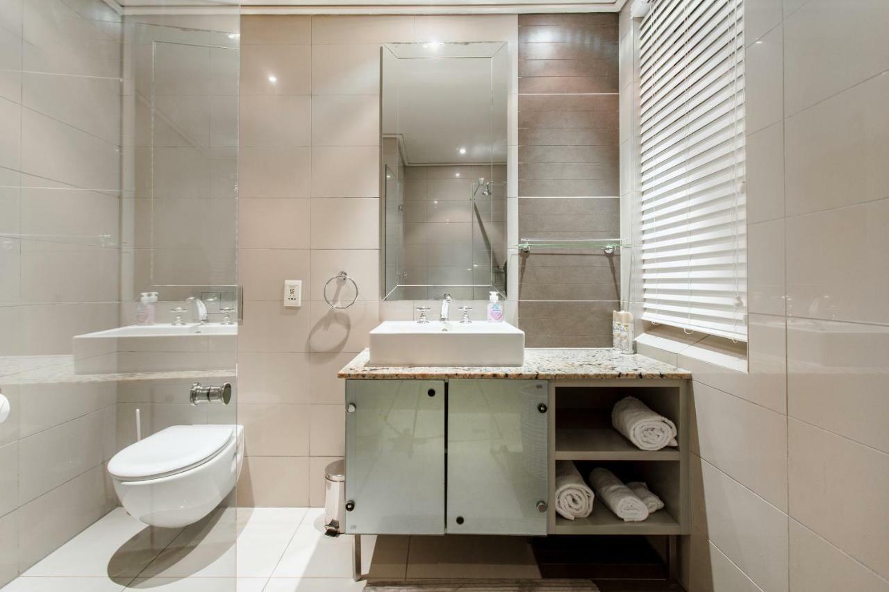 414 - 1Bdr Apartment Close To V&A Waterfront Cape Town Room photo